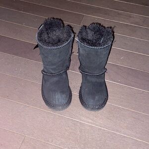 UGGs - Girls 21
